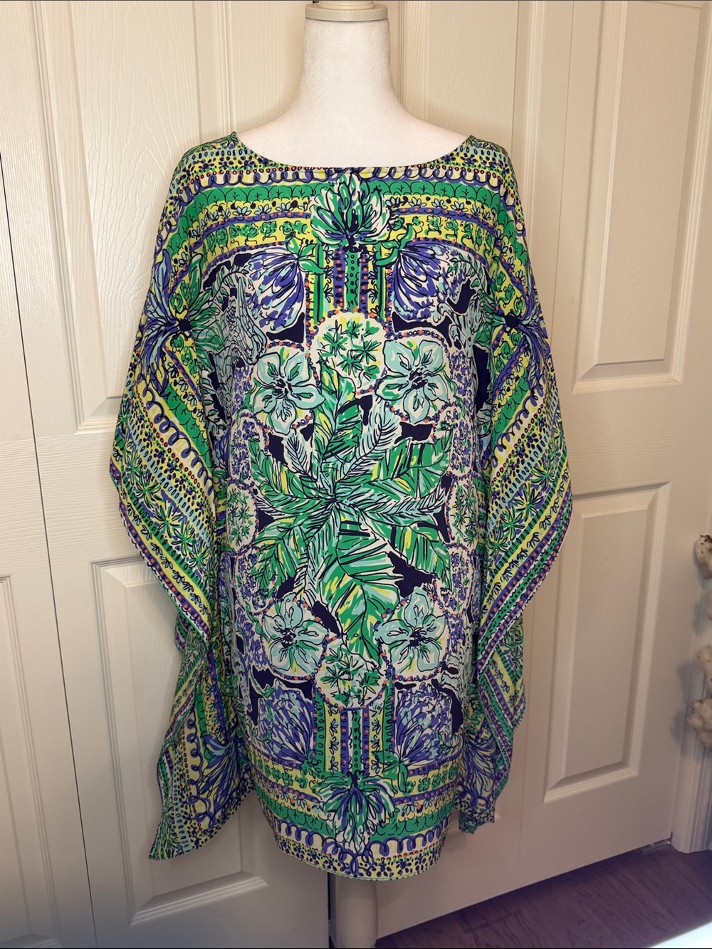 Lilly Pulitzer Green Blue Floral Print Caftan